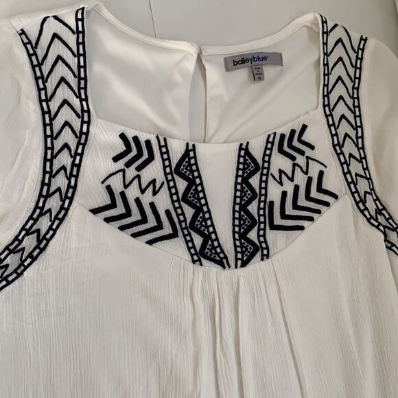 Bailey Blue Embroidered Mini Dress Size M - Picture 7 of 10